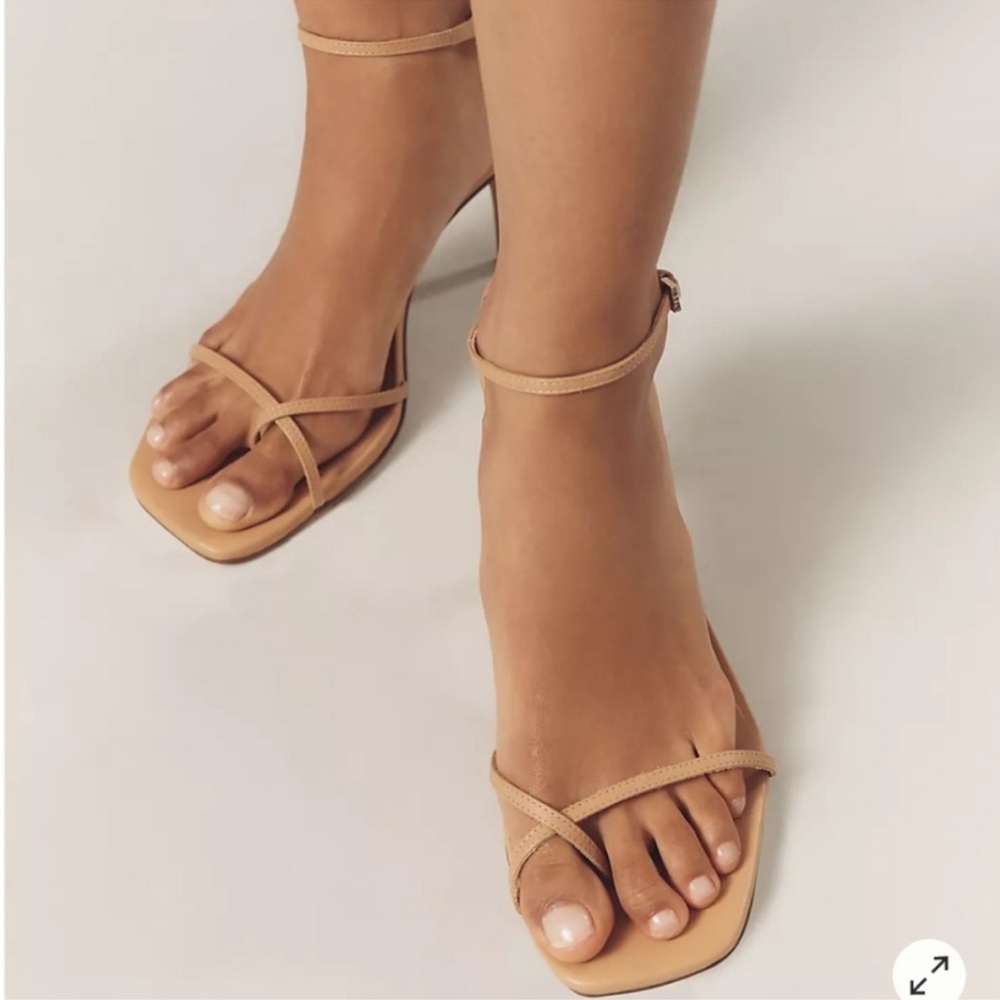 REFORMATION Gigi Strappy Mid Heel Sandals In Buff - Picture 2 of 9